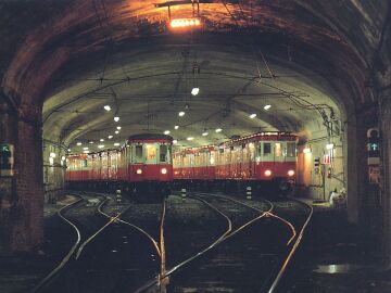 Efemérides de hoy 26 de diciembre de 2021. Serie 1000 del Metro de Madrid.