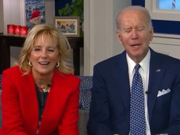 Un hombre insulta a Joe Biden en la tradicional llamada telefónica de Navidad: "¡Fuck you!"