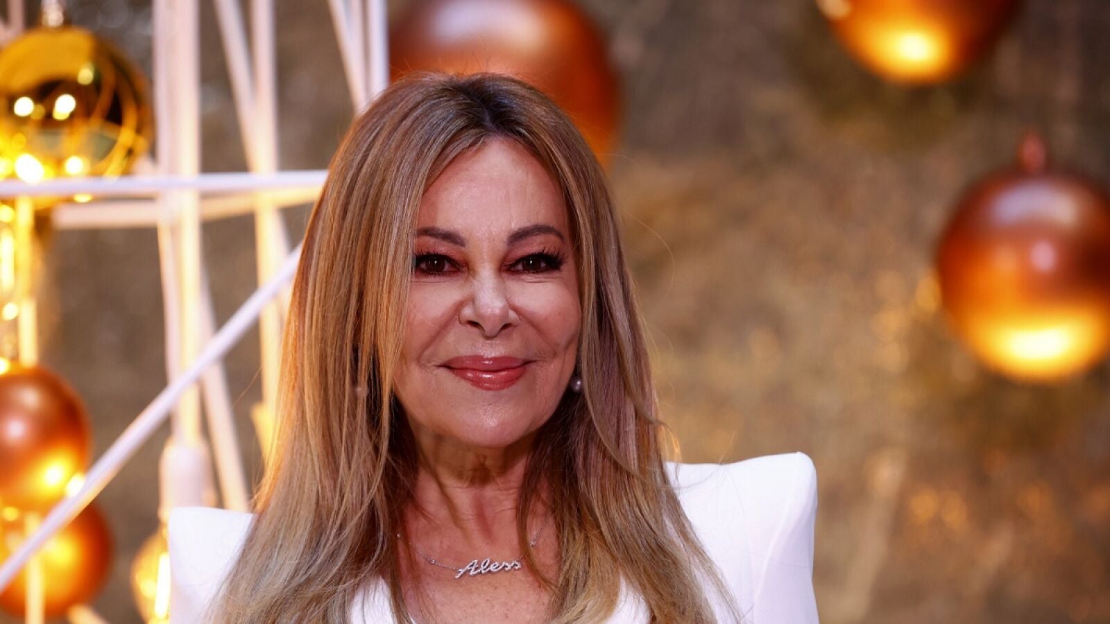 Ana Obregón confirma que su padre ya ha superado el COVID