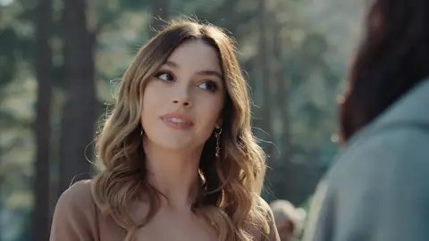 Derin, despiadada con Asya:”¿Aceptas que has perdido?” Derin aprovecha la ocasión para resarcirse de su pretendida victoria.