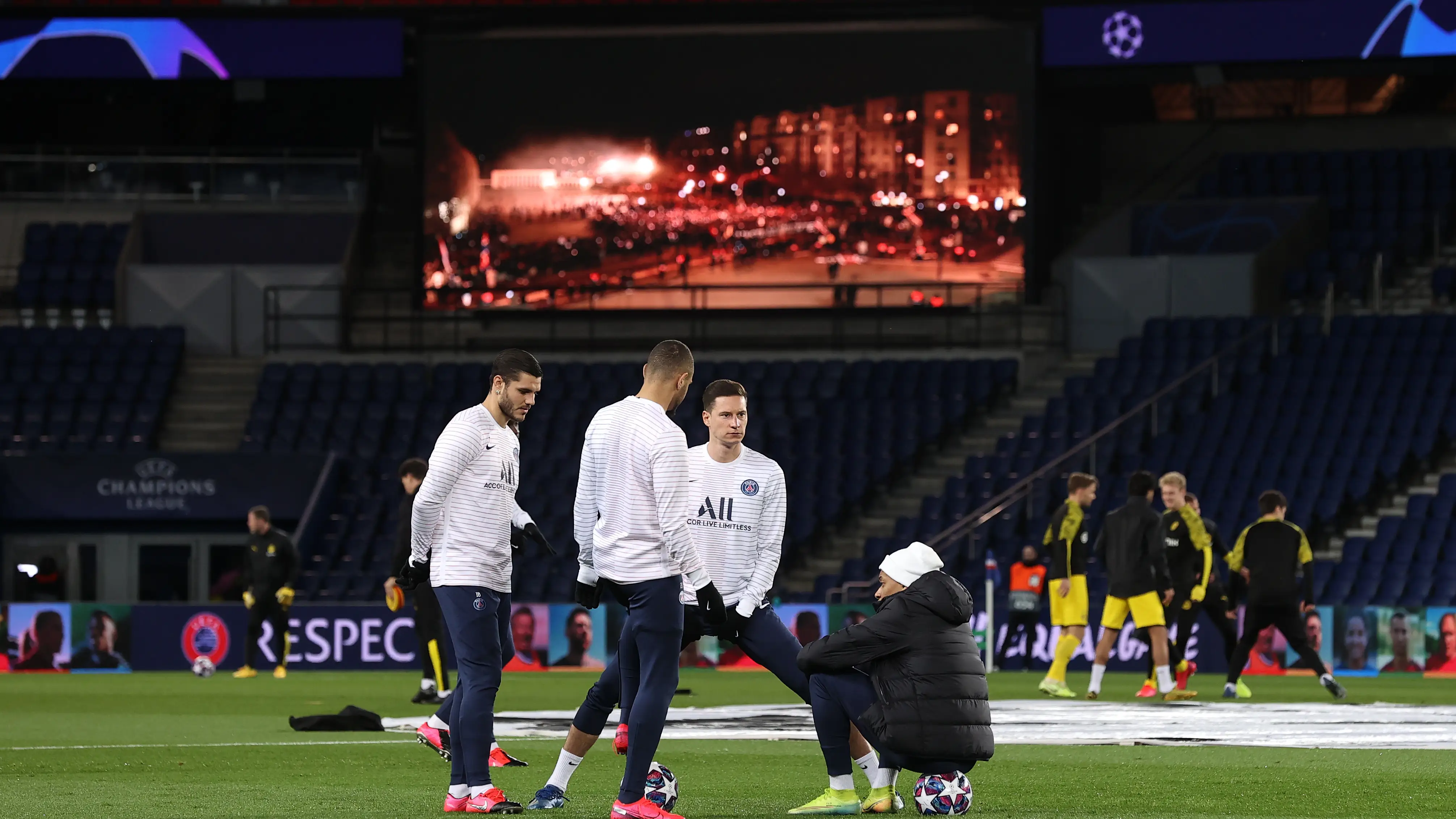 Crisis en el PSG: Obligado a vender por 100 millones y con Mbappé cerca de fichar por el Madrid Crisis en el PSG: Obligado a vender por 100 millones y con Mbappé cerca de fichar por el Madrid