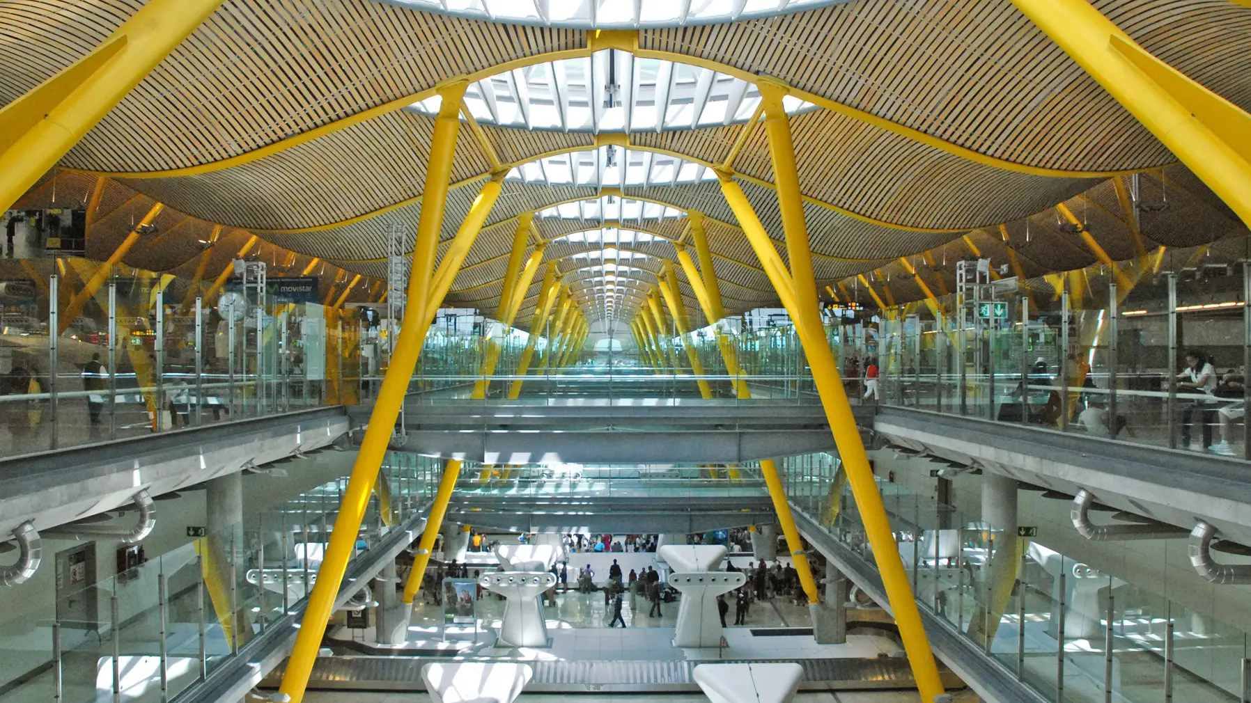 Efemérides de hoy 30 de diciembre de 2021. La T4 de Barajas sufre un atentado. Efemérides de hoy 30 de diciembre de 2021. La T4 de Barajas sufre un atentado.