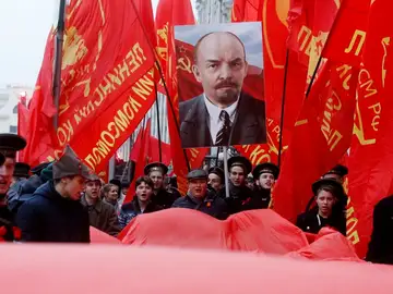 30 años después de la URSS: Vladimir Putin alimenta el sueño soviético 30 años después de la URSS: Vladimir Putin alimenta el sueño soviético