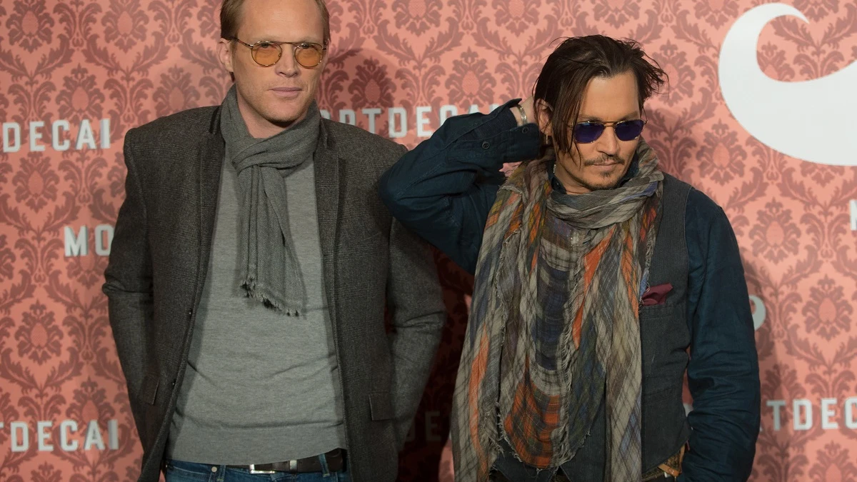 Paul Bettany y Johnny Depp Paul Bettany y Johnny Depp