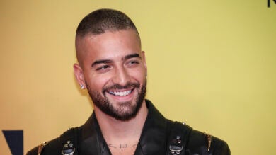 Maluma confirma su romance con Susana Gómez con una foto navideña
