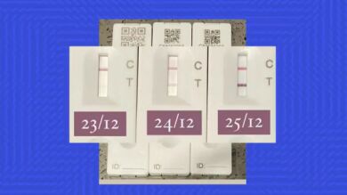 La doctora Marián García explica cómo interpretar un test de antígenos en casa y qué son los 'positivos tímidos'