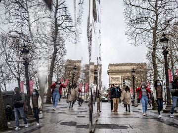 Francia reduce de 10 a 7 los días de aislamiento para los vacunados que den positivo en coronavirus