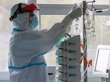 ¿Qué consecuencias está teniendo el impacto de la variante ómicron en el mundo?