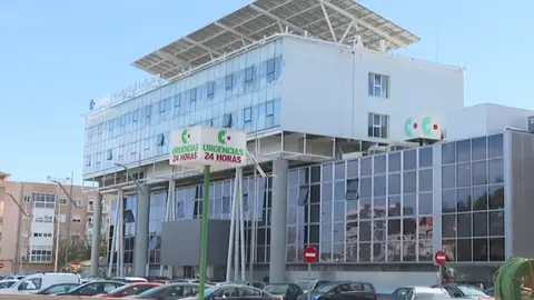 Ignacio Martínez, abogado de la familia de Sara, fallecida tras someterse a una lipoescultura: "El médico que la operó no estaba especializado" Ignacio Martínez, abogado de la familia de Sara, fallecida tras someterse a una lipoescultura: "El médico que la operó no estaba especializado"