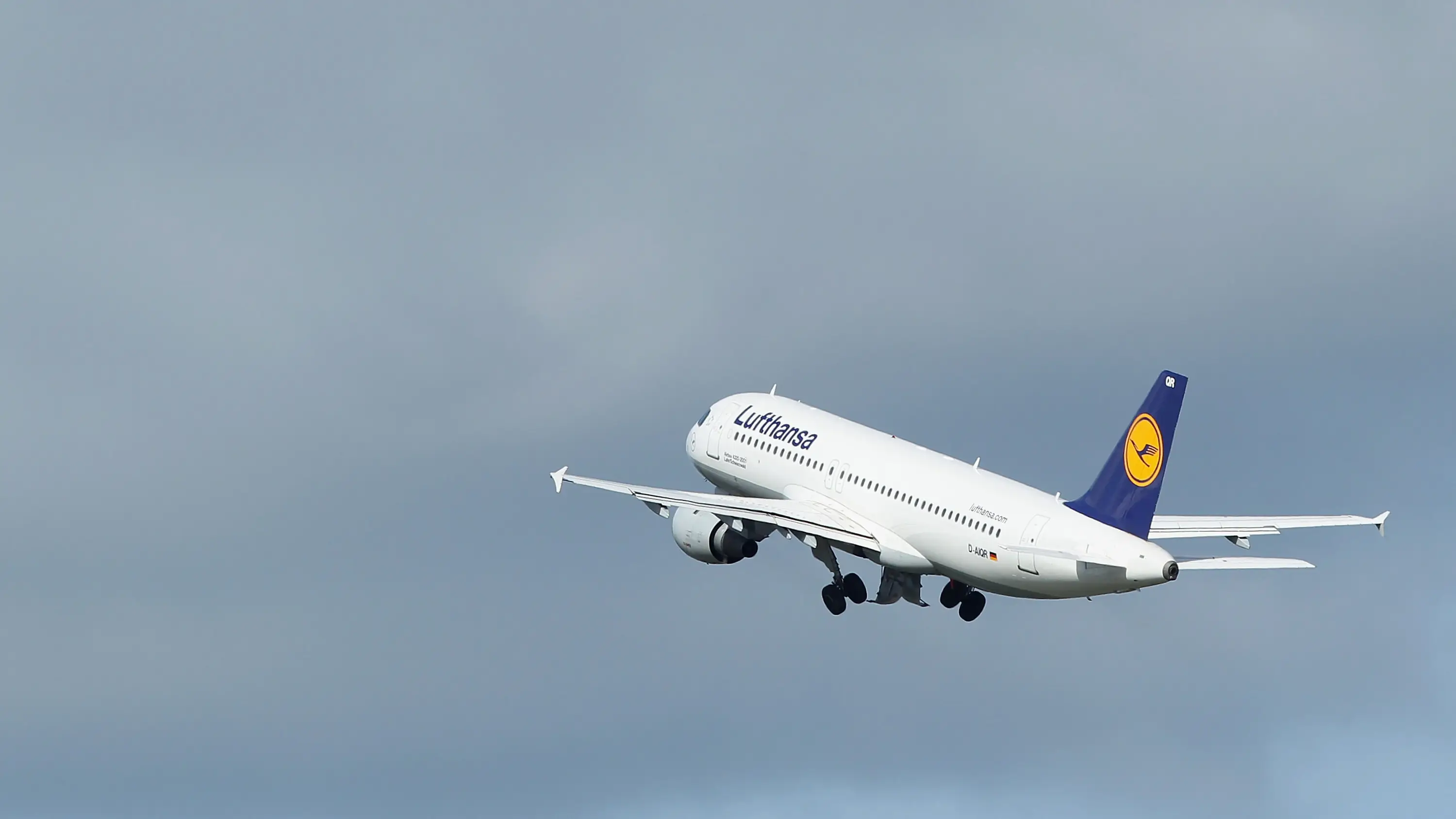 Lufthansa ha realizado 18.000 vuelos vacíos para mantener las franjas horarias en los aeropuertos Lufthansa ha realizado 18.000 vuelos vacíos para mantener las franjas horarias en los aeropuertos