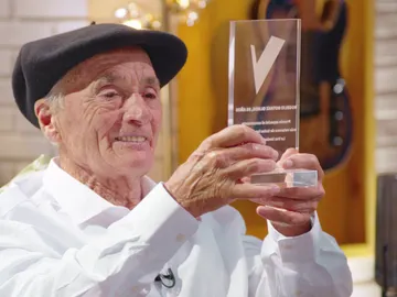 La tierna historia de Rogelio, el más veterano de ‘La Voz Senior’ en el mundo con 95 años: “Loco de contento estoy” La tierna historia de Rogelio, el más veterano de ‘La Voz Senior’ en el mundo con 95 años: “Loco de contento estoy”