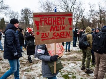 Protestas contra las restricciones contra el coronavirus en Frankfurt, Alemania