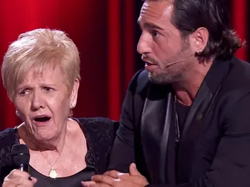 La divertida reacción de David Bustamante después de que una talent le confundiera con David Bisbal La divertida reacción de David Bustamante después de que una talent le confundiera con David Bisbal