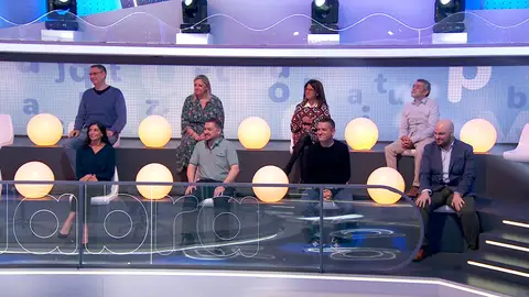 ¡Llega la Copa de Maestros! Roberto Leal recibe a los 8 campeones de bote que regresan a ‘Pasapalabra’ ¡Llega la Copa de Maestros! Roberto Leal recibe a los 8 campeones de bote que regresan a ‘Pasapalabra’