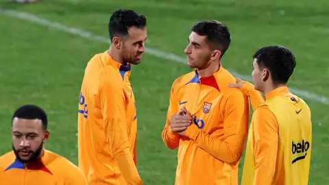 Ferran Torres entrena con el Barça en Arabia Saudí Ferran Torres entrena con el Barça en Arabia Saudí