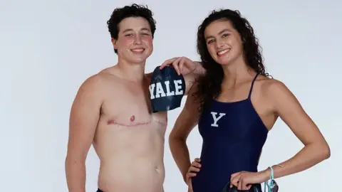 Iszac Henig, el nadador transexual que ha reabierto de nuevo el debate tras el caso Lia Thomas Iszac Henig, el nadador transexual que ha reabierto de nuevo el debate tras el caso Lia Thomas