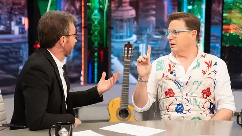 Pablo Motos y Jorge Cadaval se atreven a hablar en chino: “¿Estáis pensando en abrir un bazar?” ¿Quién lo hace mejor?