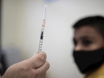 Debate EMA cuarta dosis de refuerzo