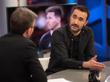 Juanma Castaño explica el motivo por el que está molesto con Leo Messi: “Me cabreé mucho” Juanma Castaño explica el motivo por el que está molesto con Leo Messi: “Me cabreé mucho”