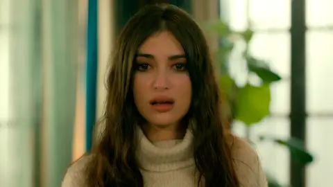 Mügan desvela la verdad a su tía: “Mi hijo y Adnan son hermanos” Mügan desvela la verdad a su tía: “Mi hijo y Adnan son hermanos”