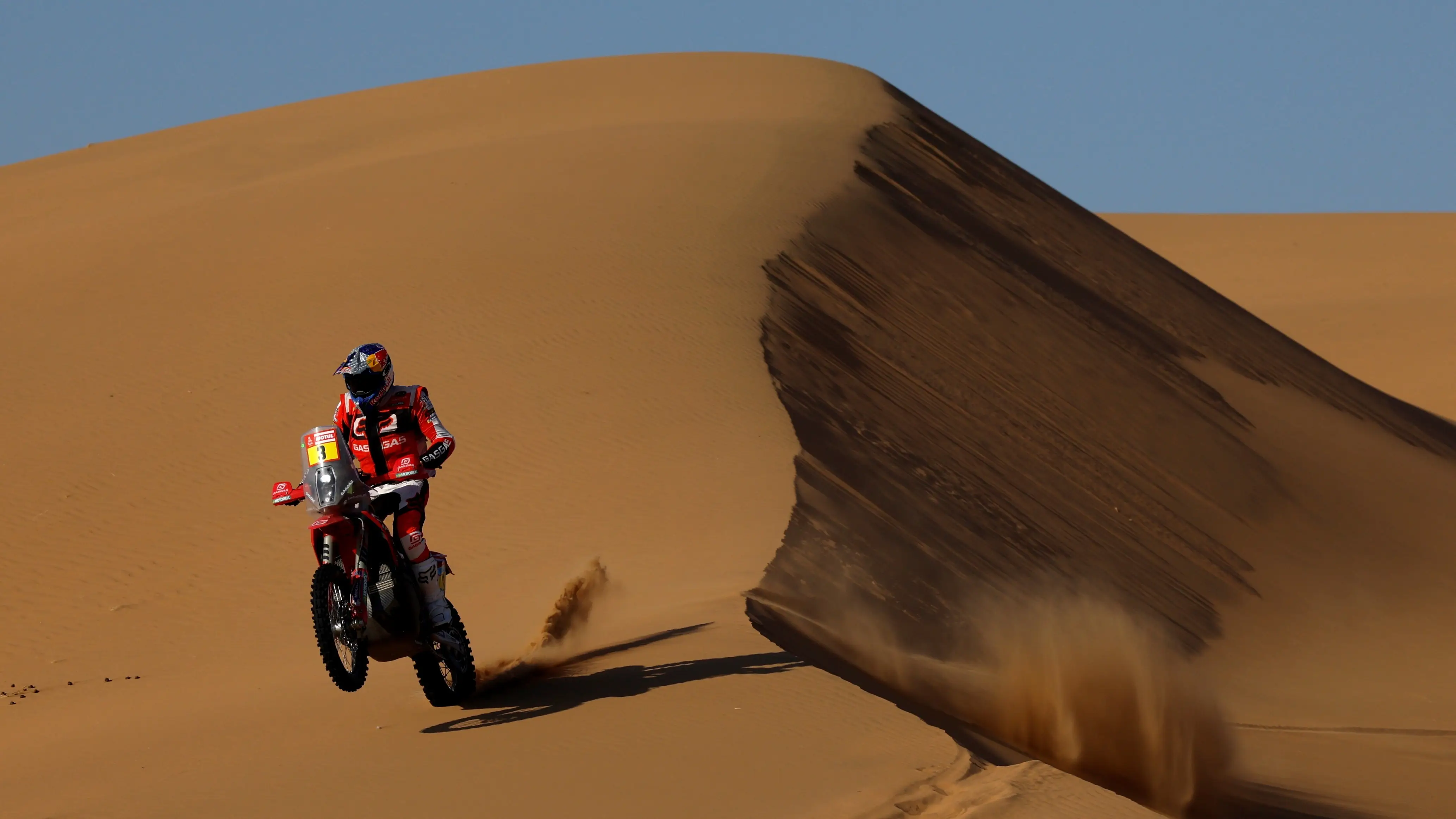 Sam Sunderland, en acci&oacute;n durante la etapa 11 del Dakar 2022