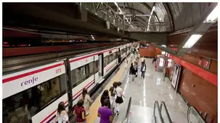 Trenes de Renfe y AVE Trenes de Renfe y AVE