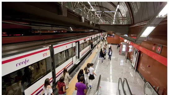 Trenes de Renfe y AVE Trenes de Renfe y AVE