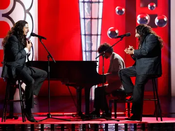 Los Morancos lloran ‘Lágrimas negras’ como Diego El Cigala Los Morancos lloran ‘Lágrimas negras’ como Diego El Cigala