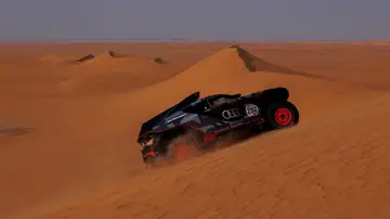 Carlos Sainz, en acción en el Dakar 2022