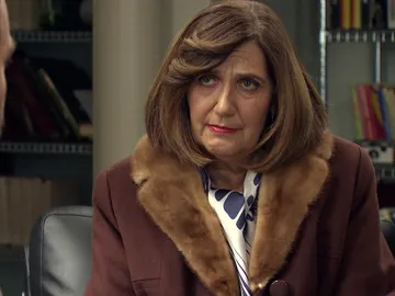 Carmen visita a Fran dispuesta a todo por salvar Garlo: “Las jugueterías no son tuyas” Carmen visita a Fran dispuesta a todo por salvar Garlo: “Las jugueterías no son tuyas”