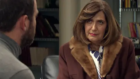 Carmen visita a Fran dispuesta a todo por salvar Garlo: “Las jugueterías no son tuyas” Carmen visita a Fran dispuesta a todo por salvar Garlo: “Las jugueterías no son tuyas”