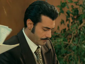 Demir decide hacer su testamento a favor de Leyla Demir decide hacer su testamento a favor de Leyla