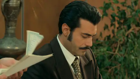 Demir decide hacer su testamento a favor de Leyla Demir decide hacer su testamento a favor de Leyla