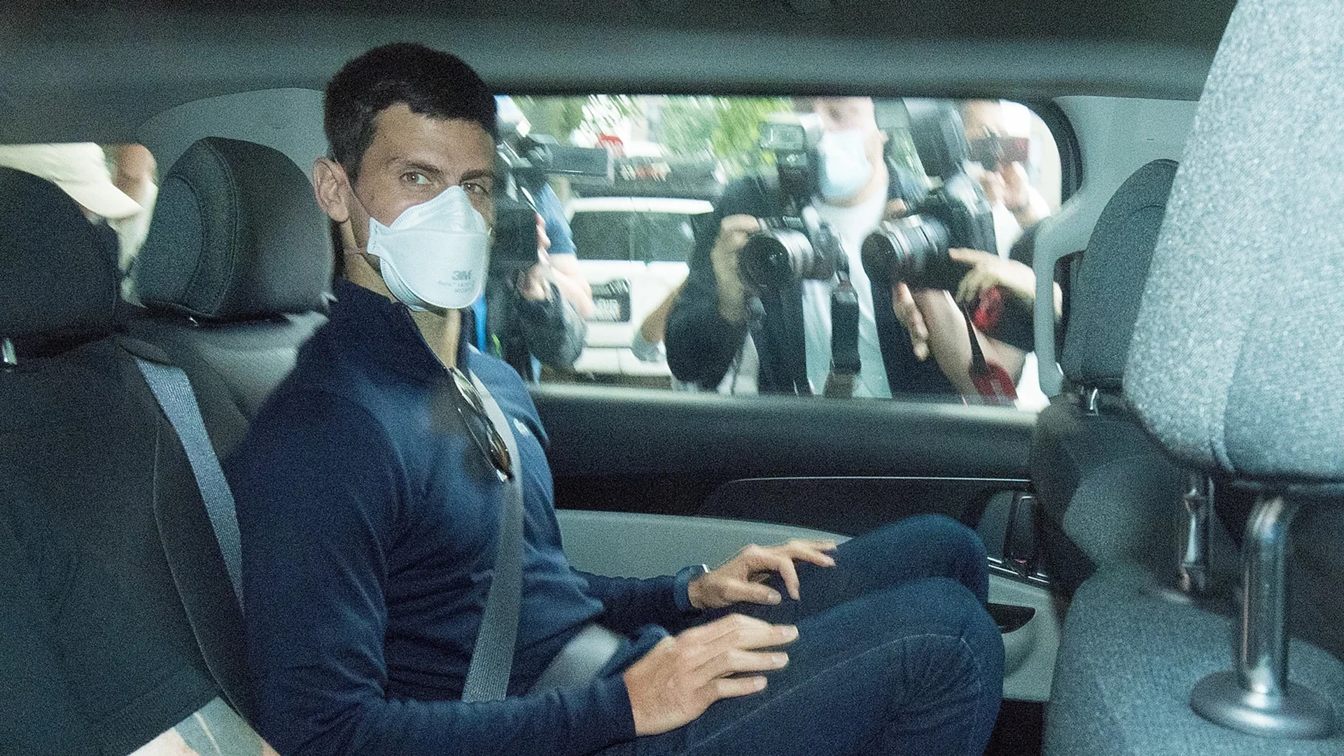 Deportes Antena 3 (16-01-22) Novak Djokovic será deportado y no jugará el Open de Australia Deportes Antena 3 (16-01-22) Novak Djokovic será deportado y no jugará el Open de Australia
