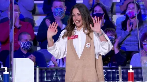 Hay que tomárselo con humor: “Esto es histórico, es la primera consonante que has dicho y que estaba puesta ahí” Hay que tomárselo con humor: “Esto es histórico, es la primera consonante que has dicho y que estaba puesta ahí”