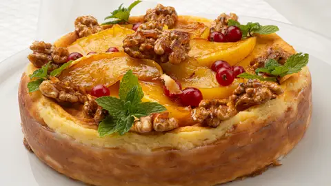 De Eva Arguiñano: tarta de cuajada con manzana y nueces De Eva Arguiñano: tarta de cuajada con manzana y nueces