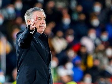 Ancelotti, sobre la polémica del calendario: "Es una locura que tienen que arreglar"