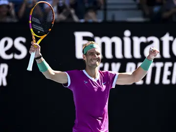 Nadal sigue con paso firme y vence a Mannarino para meterse en los cuartos del Open de Australia Nadal sigue con paso firme y vence a Mannarino para meterse en los cuartos del Open de Australia