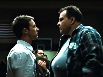 Edward Norton y Meat Loaf en 'El club de la lucha' Edward Norton y Meat Loaf en 'El club de la lucha'