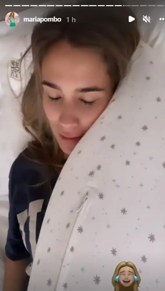 La postura para dormir de María Pombo