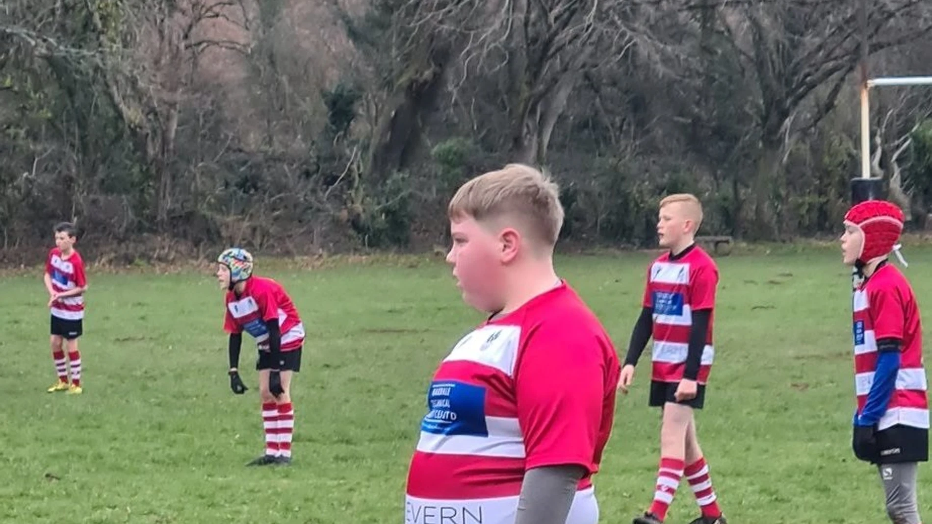 El mundo del rugby se vuelca con Alfie, un niño de 12 años objeto de mofas por su aspecto físico