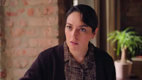 Safiye, entre la espada y la pared por Naci: “¿Si decido ir a Estados Unidos vendrías conmigo?” Mejores momentos | Capítulo 56