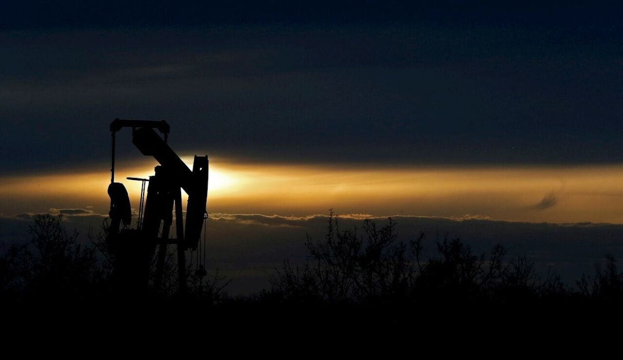 El precio del petróleo podría dispararse un 76 por ciento