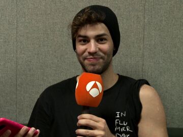 ¿Le tienen manía los espectadores? Agoney reacciona a los mensajes de las redes sociales