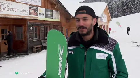 snowboarder snowboarder