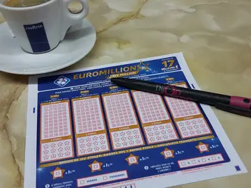 La mujer había ganado el Euromillones hacía 8 años. La mujer había ganado el Euromillones hacía 8 años.
