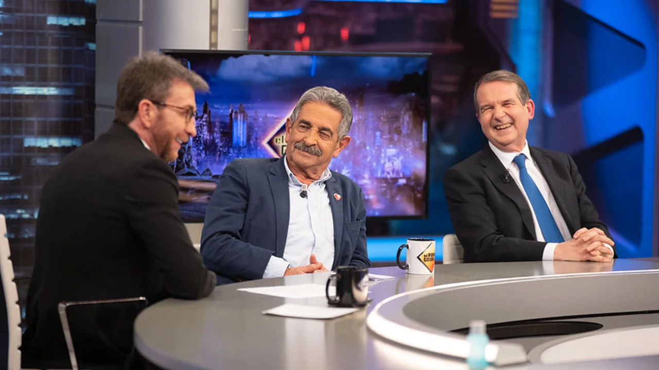 Os llaman el Anchoas y el Bombillas": Revilla y Caballero se defienden ante los que les acusan de "populistas"