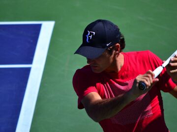 El 2 de febrero de 2004, Roger Federer alcanza el número 1 del ranking ATP por primera vez en su carrera.