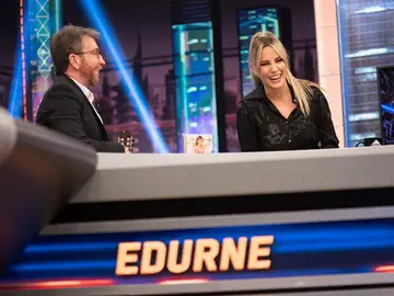 Edurne confiesa que reveló su embarazo a sus amigos... ¡mientras jugaban al Fortnite!
