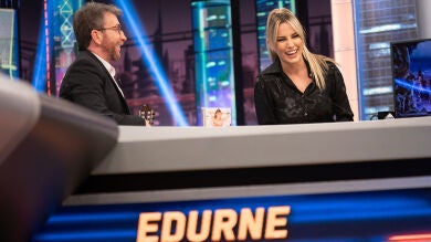 Edurne confiesa que reveló su embarazo a sus amigos... ¡mientras jugaban al Fortnite!